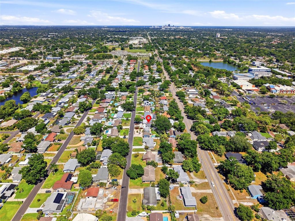 Image 53 of property listing at 6900 10TH AVENUE N, St Petersburg, FL 33710