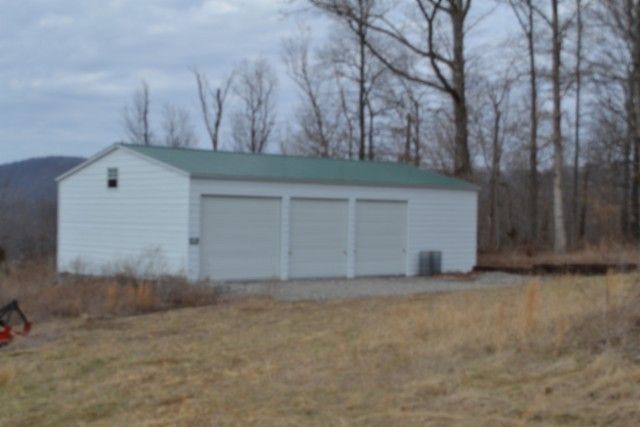 129 Rushing Springs Rd, Monterey, TN 38574