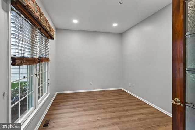 810 THICKET CT, West Chester, PA 19380