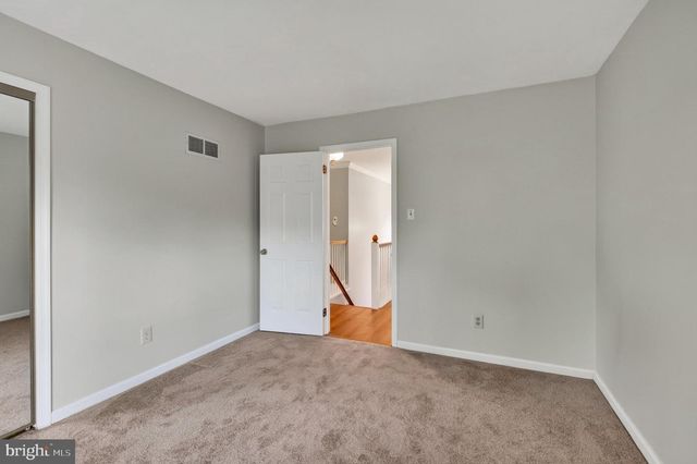 810 THICKET CT, West Chester, PA 19380