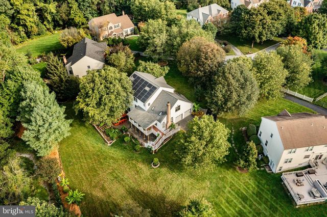 810 THICKET CT, West Chester, PA 19380