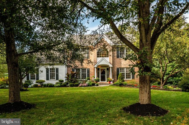 810 THICKET CT, West Chester, PA 19380