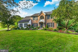 810 THICKET CT, West Chester, PA 19380