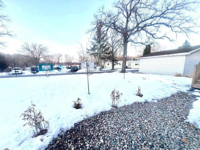 68 Joymar Dr, Saint Cloud, MN 56301