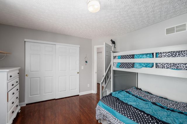 8133 Dunaway Lane, Westerville, OH 43082