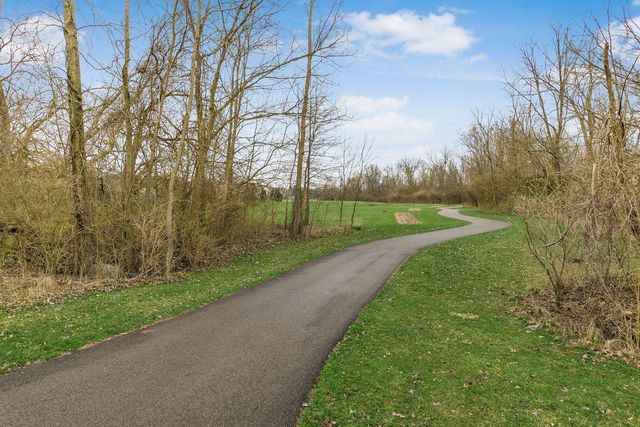 8133 Dunaway Lane, Westerville, OH 43082