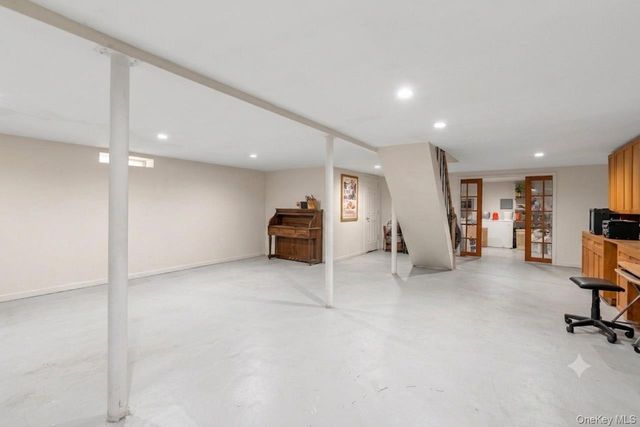 41-35 219th Street, Bayside, NY 11361