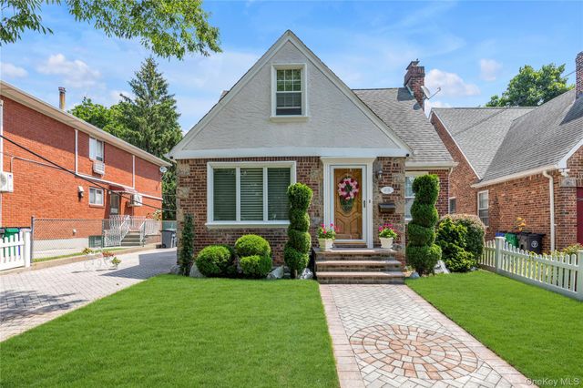 41-35 219th Street, Bayside, NY 11361