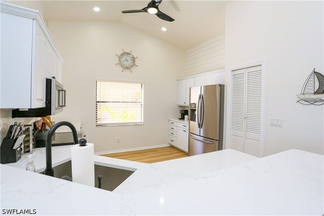 1394 Monarch CIR, Naples, FL 34116