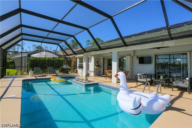 1394 Monarch CIR, Naples, FL 34116