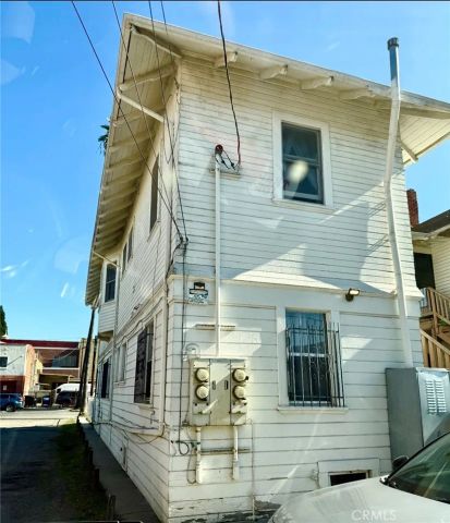 1315 S Harvard, Los Angeles, CA 90006