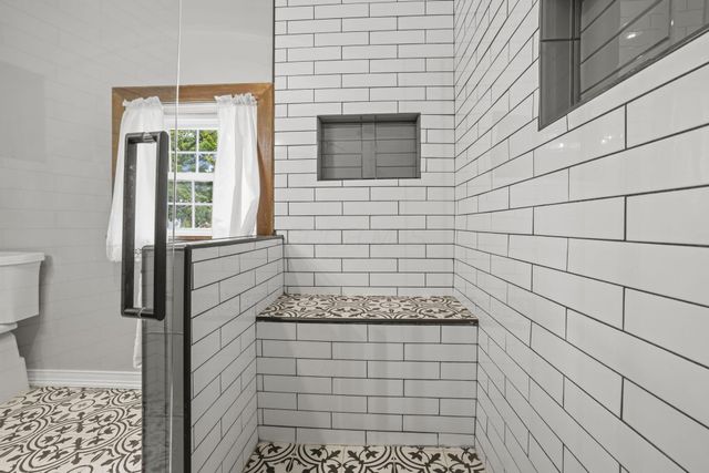 102 W Lincoln Avenue, Delaware, OH 43015