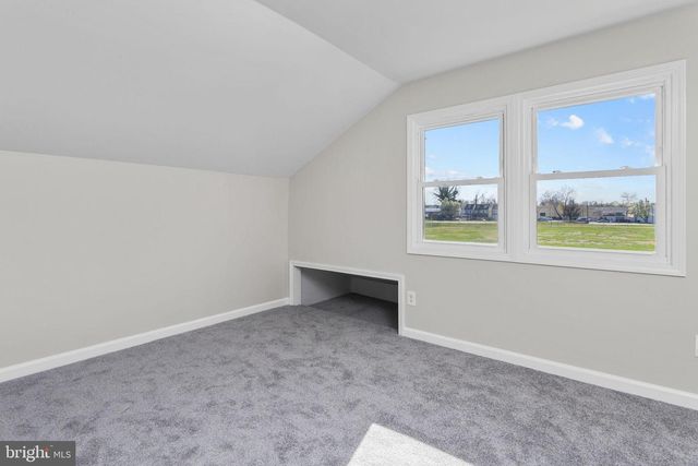 418 HULME ST, Burlington, NJ 08016