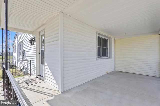 418 HULME ST, Burlington, NJ 08016