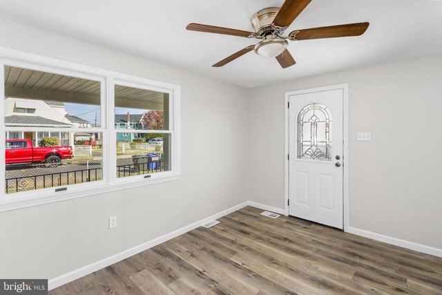 418 HULME ST, Burlington, NJ 08016