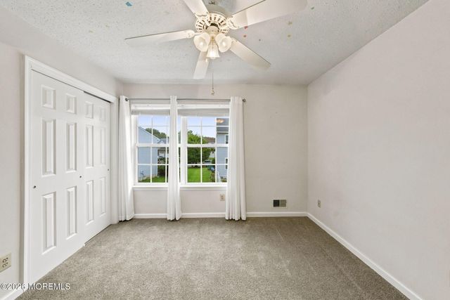39 Hummingbird Court, Marlboro, NJ 07746