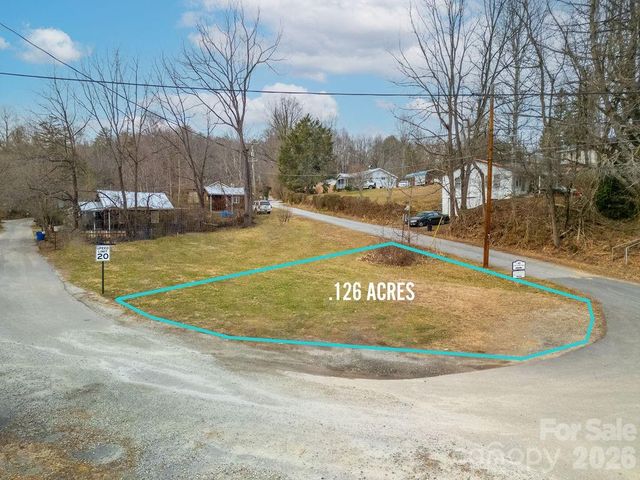 10 Hampton Road 1, Brevard, NC 28712