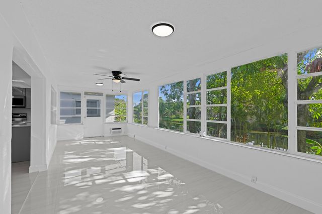 4300 NW 45th Terrace, Lauderdale Lakes, FL 33319