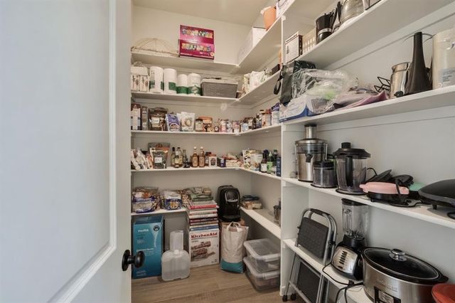 8110 Goldfinch Drive, Guthrie, OK 73044