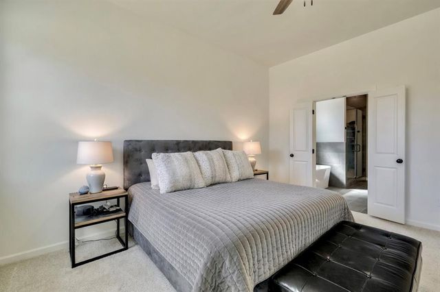 8110 Goldfinch Drive, Guthrie, OK 73044