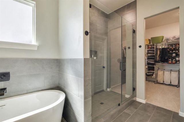 8110 Goldfinch Drive, Guthrie, OK 73044