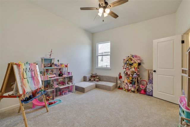 8110 Goldfinch Drive, Guthrie, OK 73044