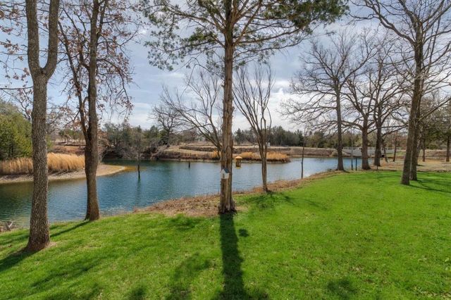 8110 Goldfinch Drive, Guthrie, OK 73044