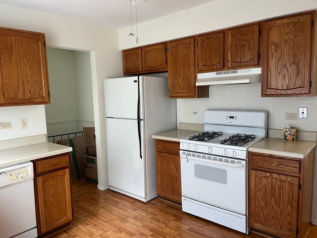821 BRENTWOOD Drive, Cary, IL 60013