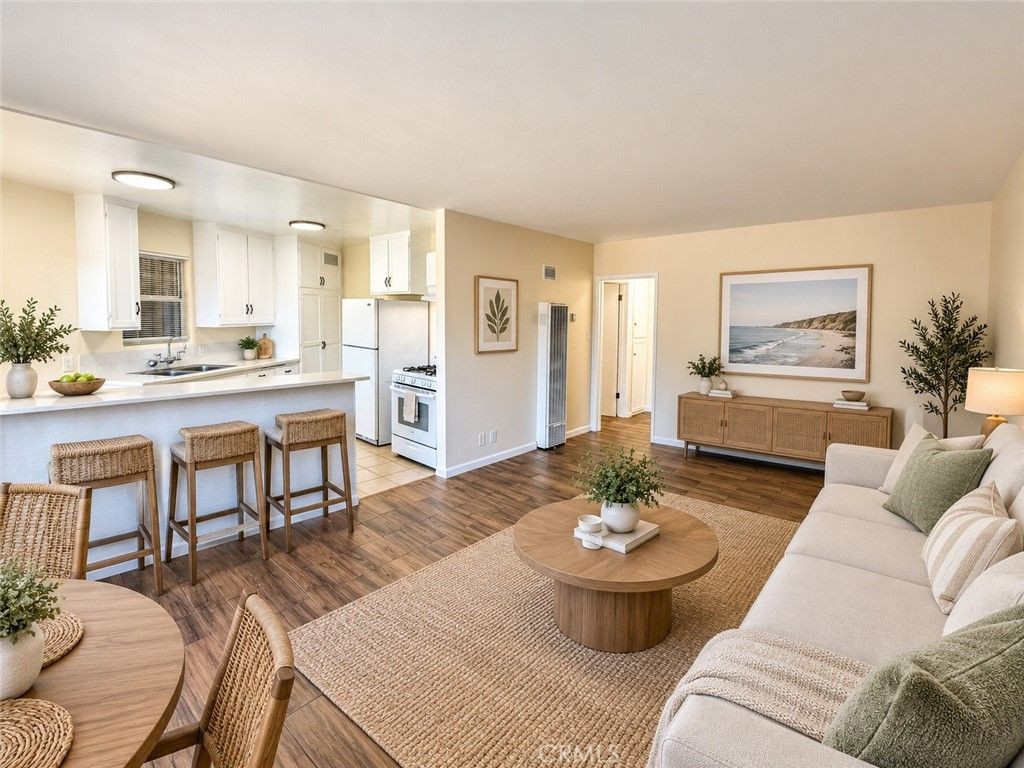 10203 England Avenue, Inglewood, CA 90303 — photo 3
