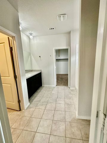 16525 Portage Street, Justin, TX 76247