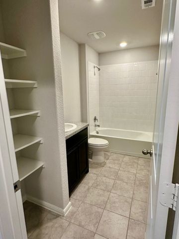 16525 Portage Street, Justin, TX 76247