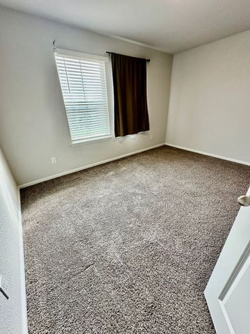 16525 Portage Street, Justin, TX 76247