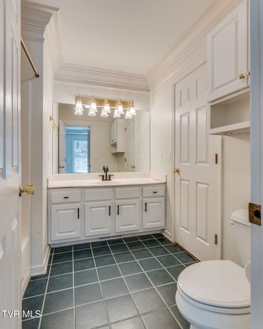 303 Breckenridge Trace 303, Kingsport, TN 37663