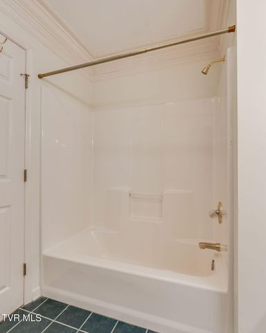 303 Breckenridge Trace 303, Kingsport, TN 37663