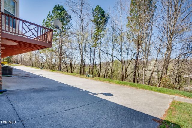 303 Breckenridge Trace 303, Kingsport, TN 37663
