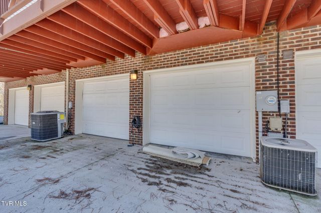 303 Breckenridge Trace 303, Kingsport, TN 37663