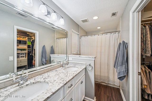 2184 AZTEC Drive W, Jacksonville, FL 32246