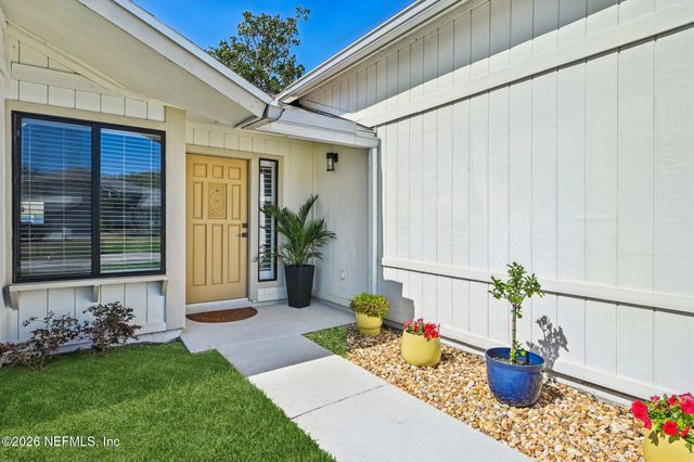 2184 AZTEC Drive W, Jacksonville, FL 32246