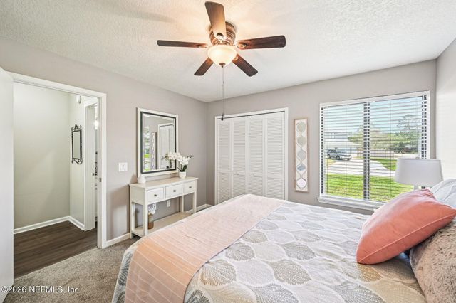 2184 AZTEC Drive W, Jacksonville, FL 32246