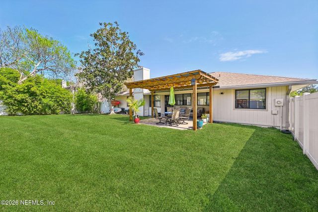 2184 AZTEC Drive W, Jacksonville, FL 32246