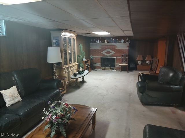 2980 Bauker Lane, Youngstown, OH 44505