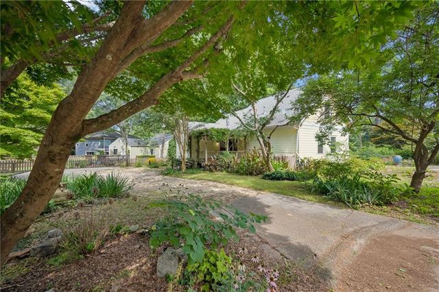 2655 Appian Way, Decatur, GA 30030