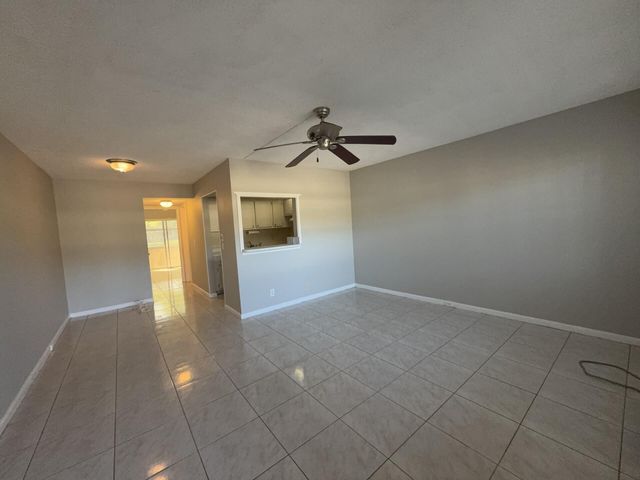 166 Sussex I, West Palm Beach, FL 33417