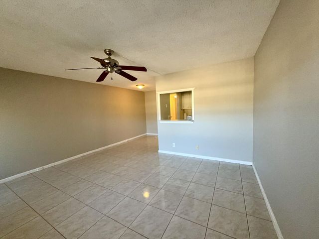 166 Sussex I, West Palm Beach, FL 33417