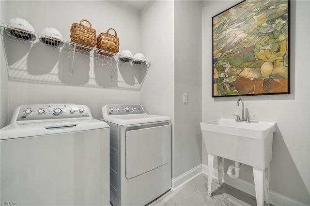 1310 Wharf Hill DR, Smithfield, VA 23430