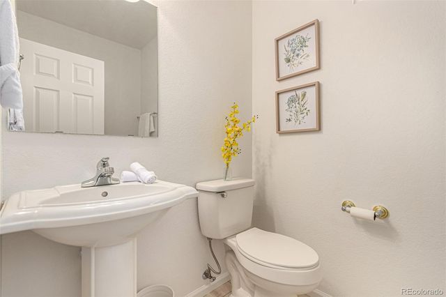 5275 W 9th Street Drive, Greeley, CO 80634