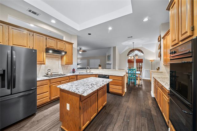 1825 Walters Drive, Plano, TX 75023