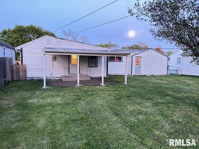 2705 HOLMES Avenue, Springfield, IL 62704