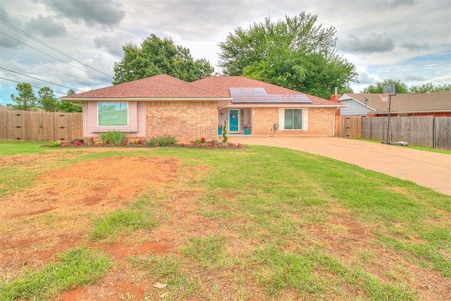 100 Three Oaks Drive, Midwest City, OK 73130