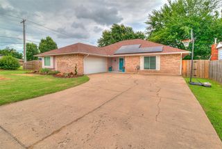 100 Three Oaks Drive, Midwest City, OK 73130